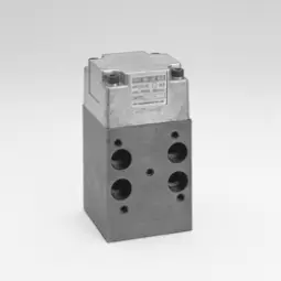 SR DIRECTIONAL CONTROL VALVE
